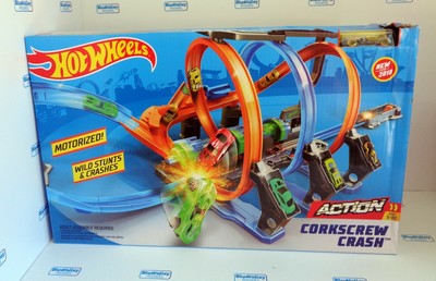 hot wheels corkscrew crash review