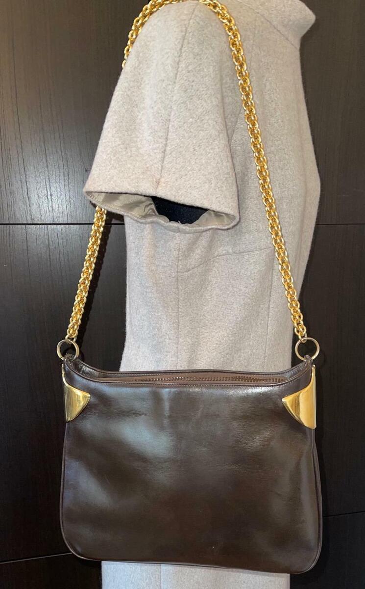 Vintage 1970s Brown Leather GUCCI Handbag Purse Chunky Gilt Vintage 1970s Brown Leather GUCCI Handbag Purse Chunky Gilt