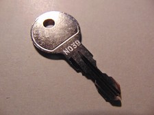 Thule Schlüssel N039 Ersatzschlüssel Heckträger Dachboxen Dachträger