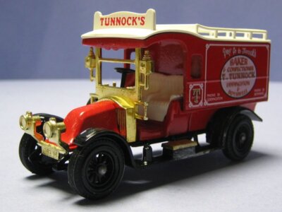 MA-227 Y-25 Yesteryear Matchbox  Tunnock s  AC Renault