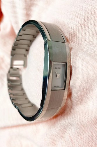 gucci ladies watch 2200 model | #281959594