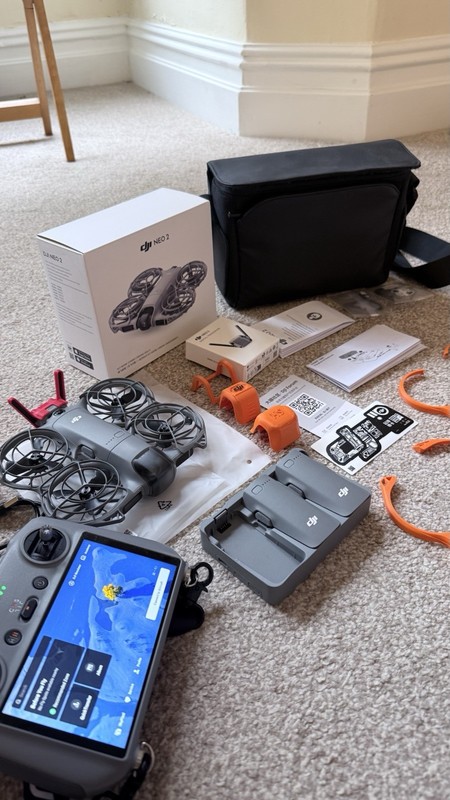 DJI Neo 2 Fly More Combo + DJI RC Controller + 3 Batteries + Carry Case