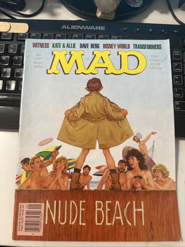 MAD MAGAZINE #257 NUDE BEACH FLASHER COVER TRANSFORMERS 1985 WITNESS KATE ALLIE