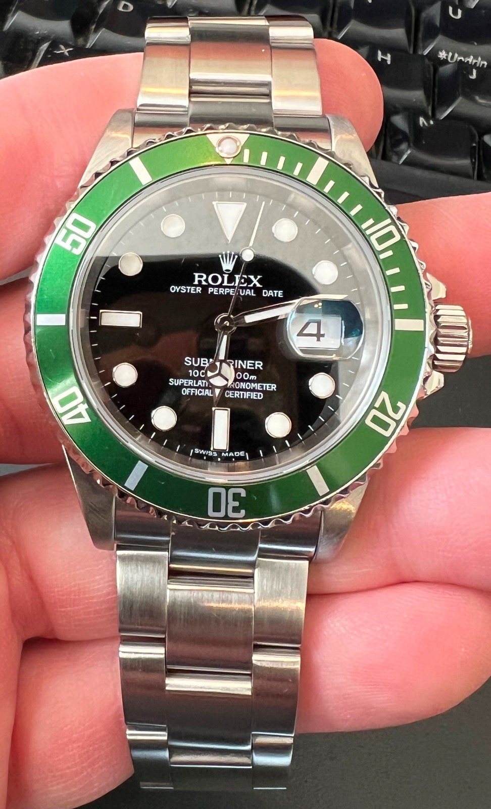 ROLEX STAINLESS STEEL SUBMARINER 16610LV Kermit DIVER'S WATCH 40MM