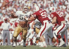 Chris Zorich Defensive Tackle for the Notre Dame Fighting Irish bl- Old Photo
