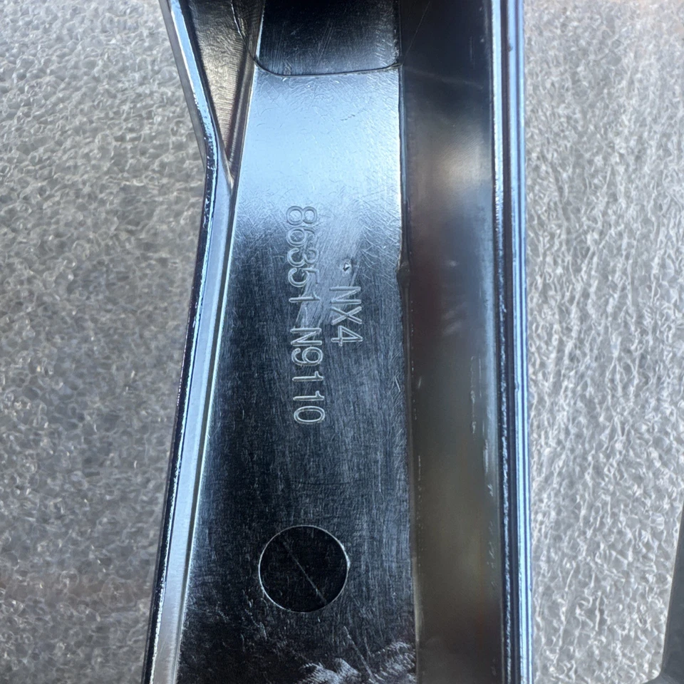 Parrilla superior delantera Hyundai Tucson 2021 2022 2023 86351-N9110 OEM Foto 4 de 4