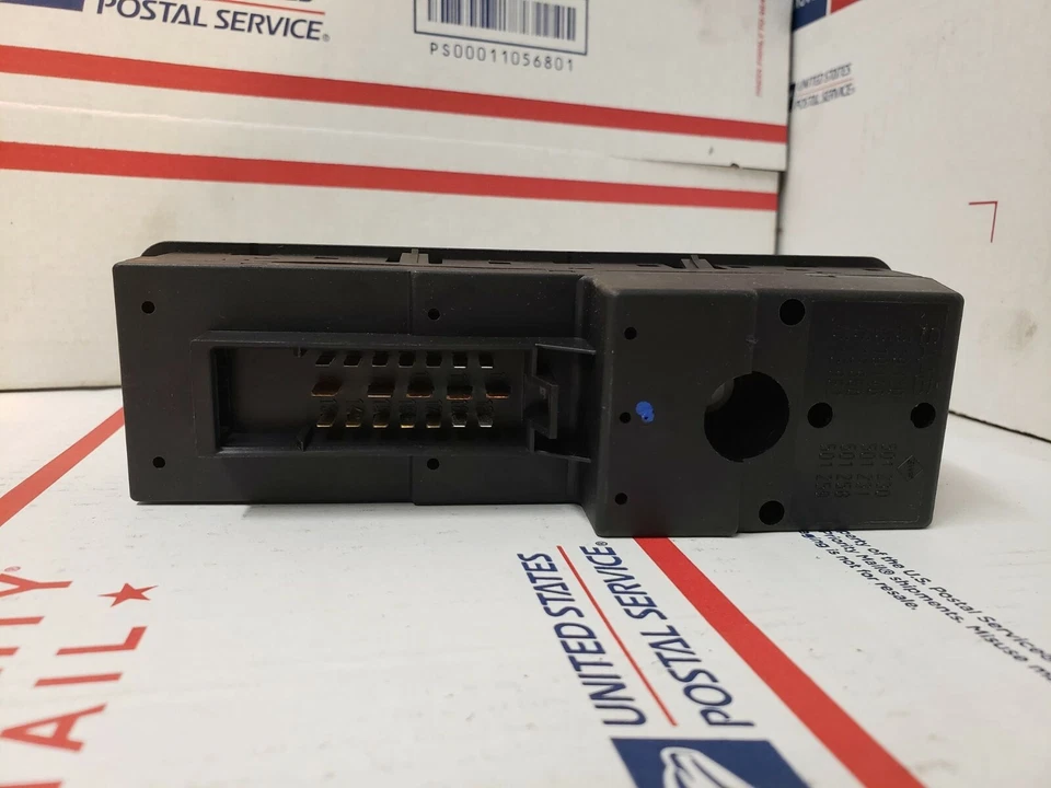 NUEVO INTERRUPTOR DE VENTANA ELÉCTRICA GENUINO SAAB 9000 NG900 1995 - 1998 4519120 ¡ENVÍO GRATUITO! Foto 4 de 4