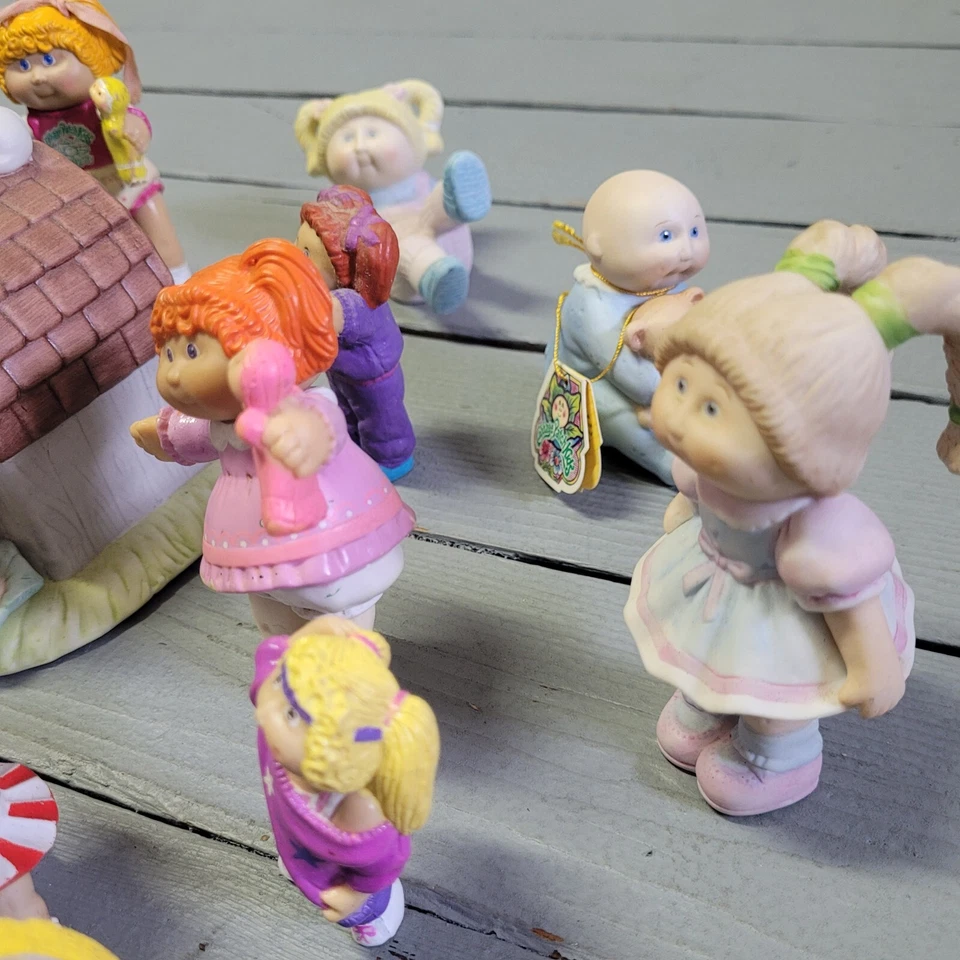 Muñecas Cabbage Patch Coleccionista 16 Piezas Cerámica y Caucho Colección Vintage 1984 Foto 4 de 4
