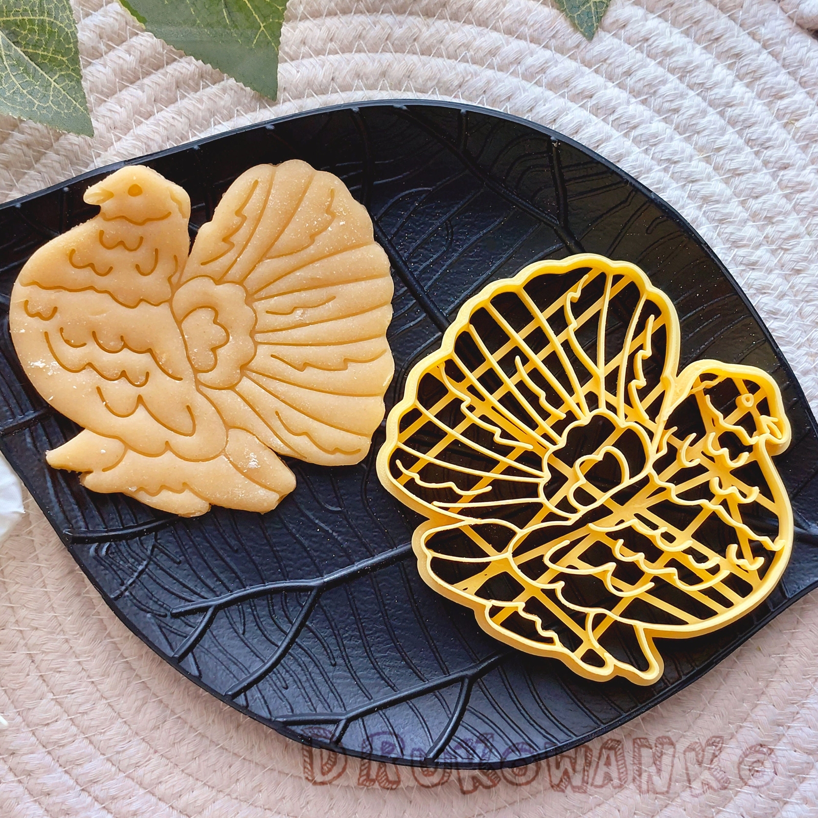 Indian Fantail Pigeon Dove Bird Flying Love Sign Animal Couple Cookie Cutter