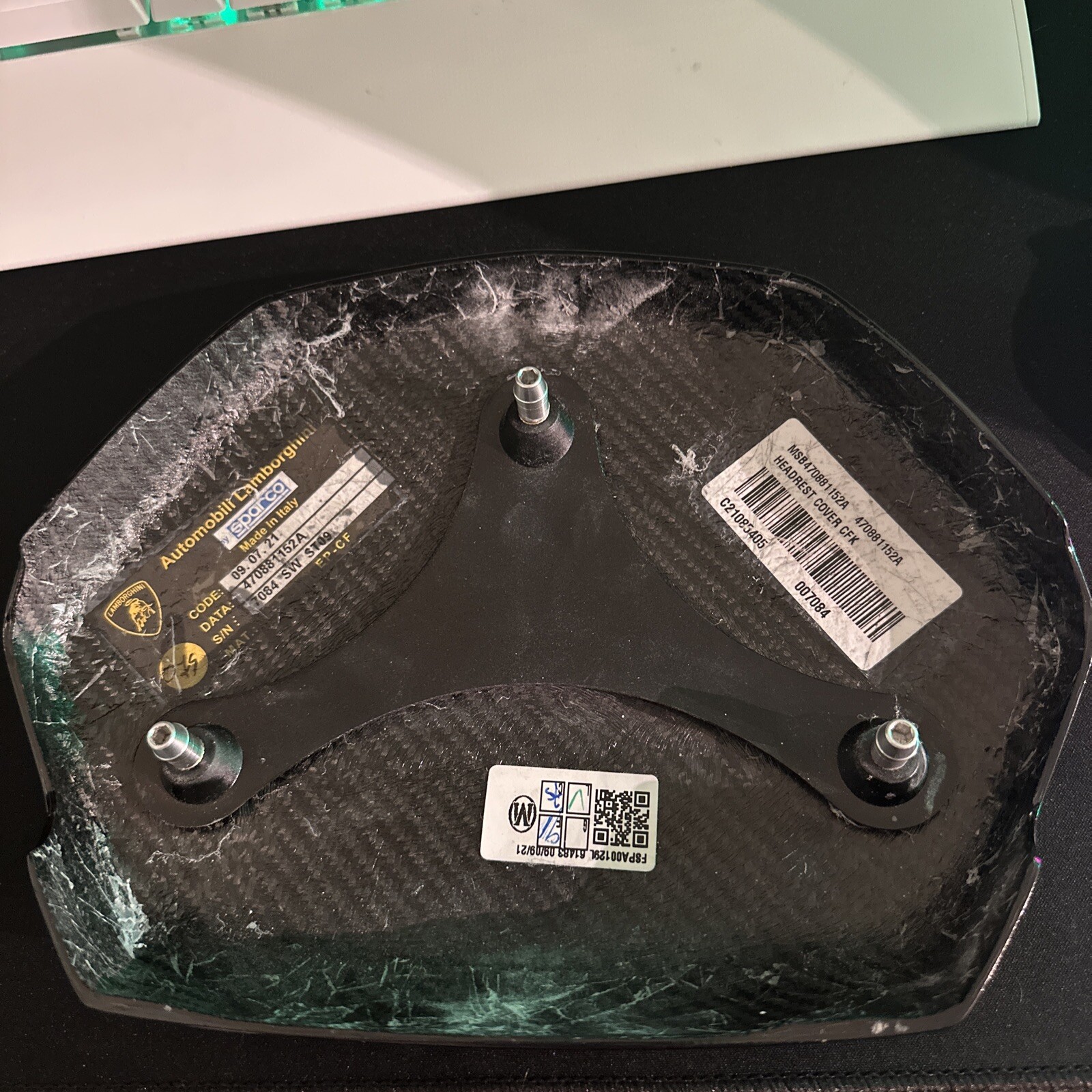 Lamborghini aventador head restraint cover