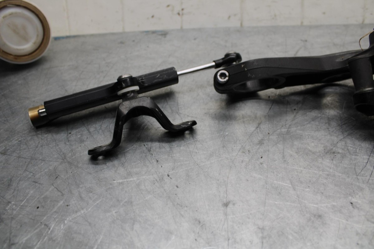 11-15 KAWASAKI ZX1000R FORKS UPPER TRIPLE TREE CLAMP