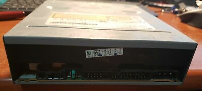 LG GCR-8521B 52x CD-ROM IDE/ATAPI White 52X CD-ROM Player Not Working