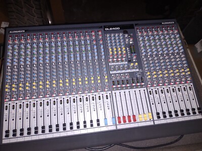 Allen & Heath GL2400-24 24 Channel analog Mixing Console w/case - Pristine