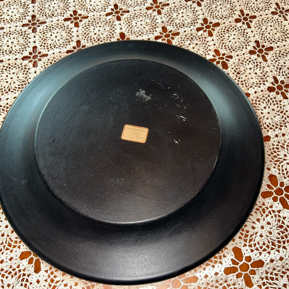 Black Americana Stars Primitive Wooden Plate  14 1/2“  The Hearthside Collection - Image 4 of 4