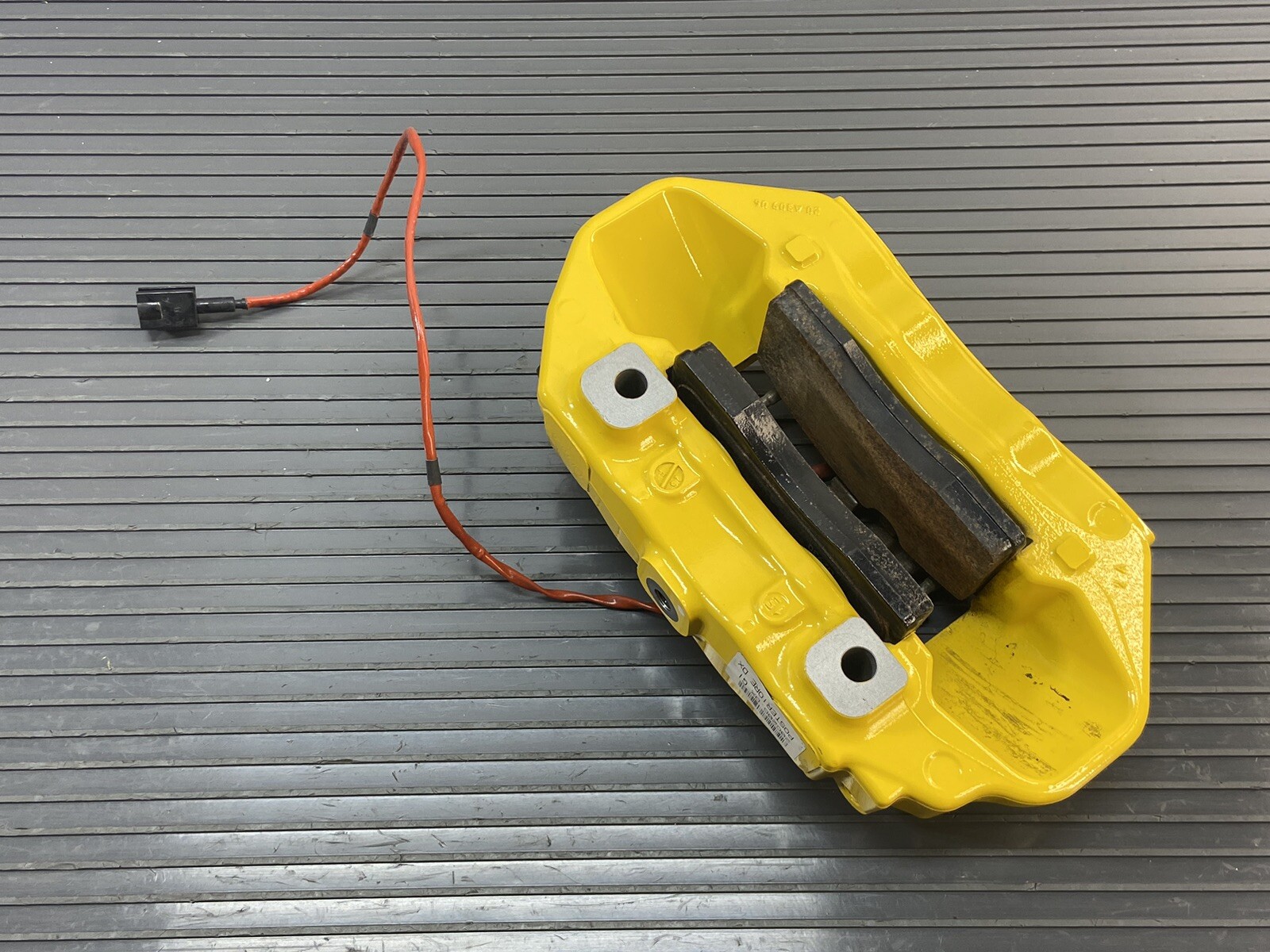 2015-2018 Ferrari California T Carbon Ceramic Brake Set Yellow 3k Miles OEM