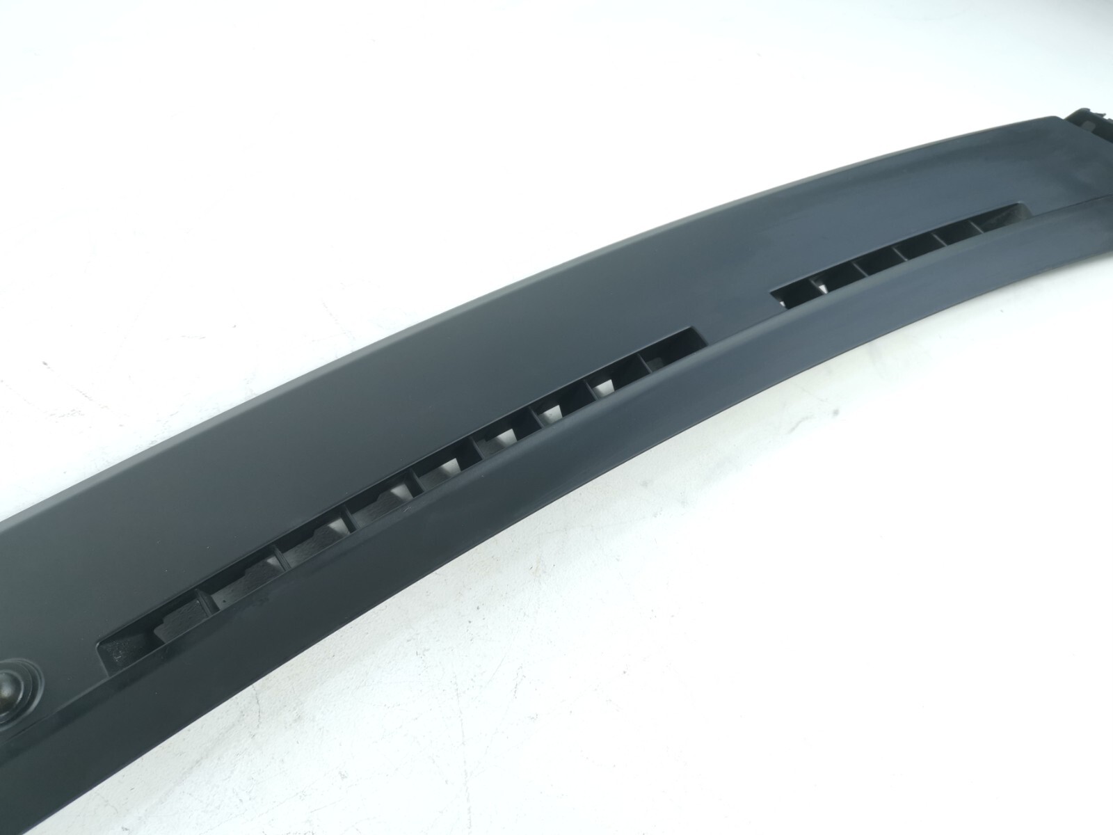 17-20 MASERATI Levante Dashboard Dash Vent Defroster Upper Trim Cover 670043361