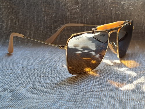 Ray BAN BL Never worn RARE! NOS VINTAGE USA BAUSCH &LOMB CARAVAN SMALL W CASE - Imagen 2 de 24