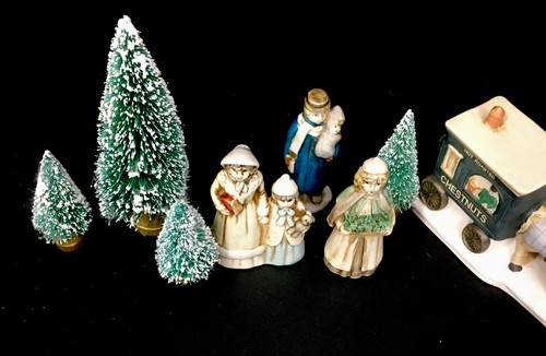 Vintage Brinn Christmas Figurines and Flocked Trees 11 Item Lot - Picture 8 of 20
