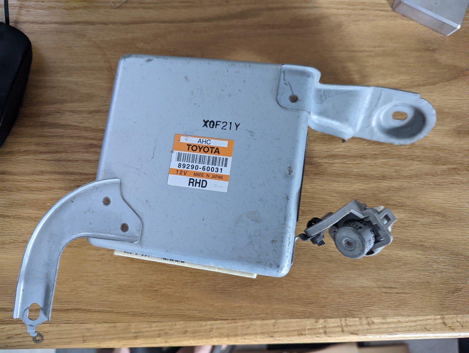 Toyota Lexus Suspension Control Module Ecu 89290-60031 | eBay