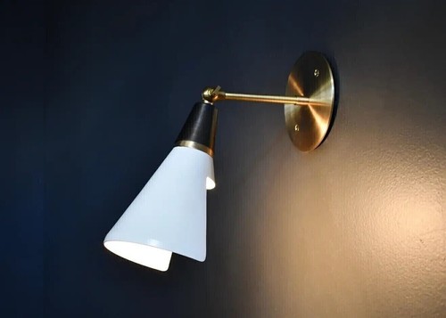 Petite Magari Adjustable Wall Lamp in Black, White & Brass - Picture 2 of 4
