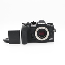 Olympus OM-D E-M1 Mark III Interchangeable Lens Shutter Count 18708 [Near Mint]