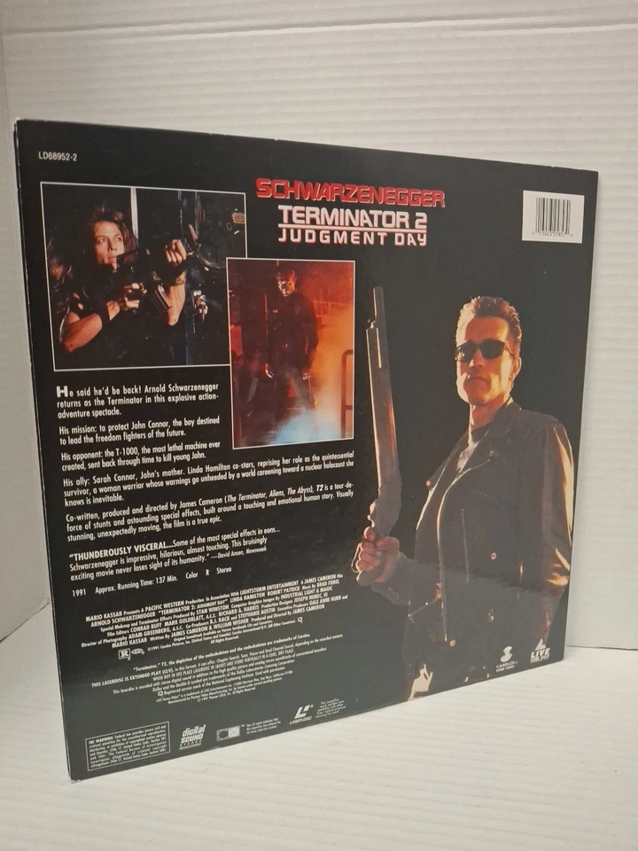 Terminator 2 (1991 LASERDISC)SIGNED BY JENETTE GOLDSTEIN, John's Foster Mom,gr - Image 3 of 4