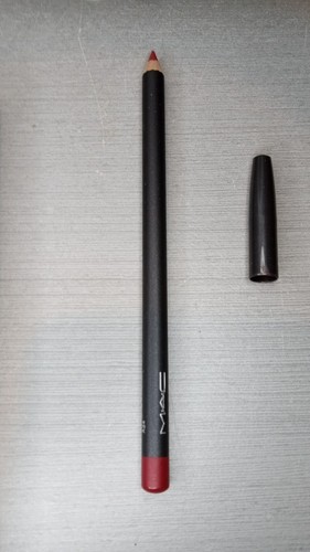 M.A.C Lip Pencil Brick Red MAC Cosmetics Lip Liner, 0.0511 Ounce - Picture 4 of 5