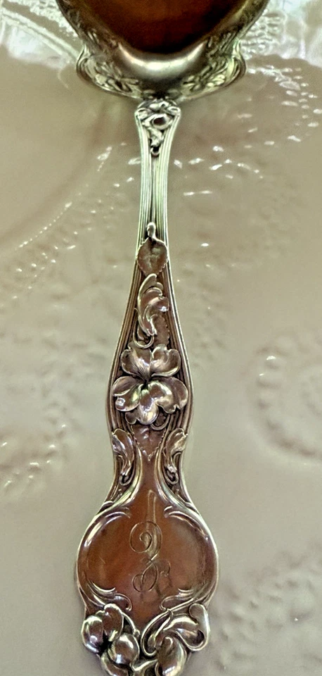 Antiguo juego de servir ensalada Wallace de plata de ley con patrón violeta, 148 gramos Foto 2 de 4