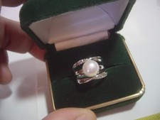 BEAUTIFUL solid silver WIDE BAND RING-NATURAL LARGE GENUINE PEARL SIZE M1/2