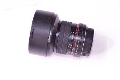 Samyang 14mm ULTRA WIDE ANGLE f/2.8 ED AS IF UMC canon ef mount MANUAL focus len