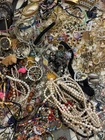 +20 LB LOT Of Used Costume Jewelry Vintage to Modern Wearable +300 Pzas