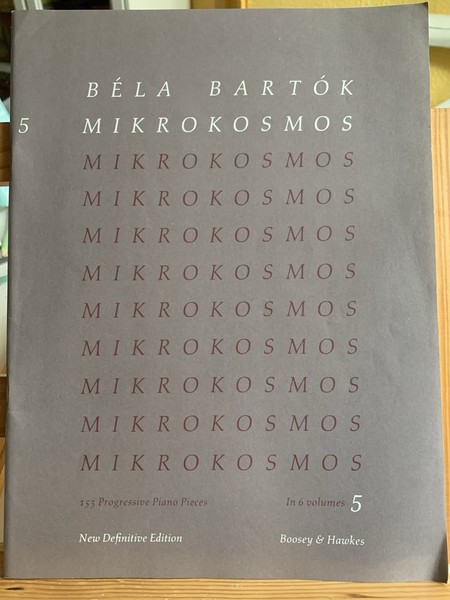 Bela Bartok. Mikrokosmos Vol. 5 —partitura para Piano—Sheet Music