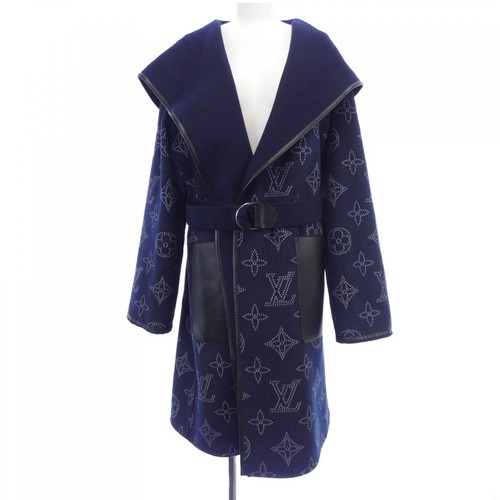 Authentic LOUIS VUITTON Coat #241-003-920-0766 - Picture 8 of 10