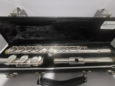 Gemeinhardt 22SP Silver Plated Flute With Hard Case