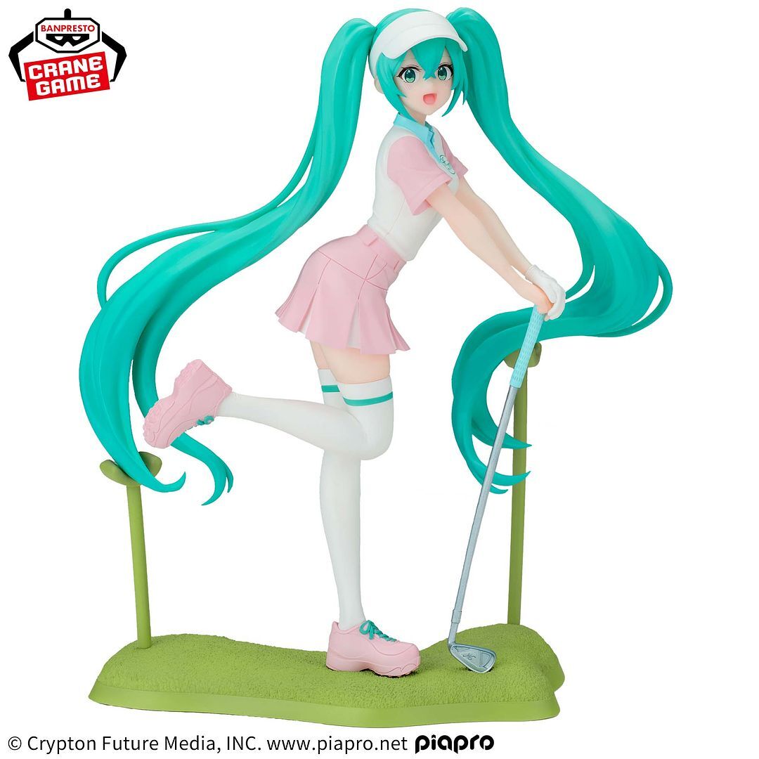 Hatsune Miku Holiday Memories Figure Golf Ver. BANPRESTO 8.0in