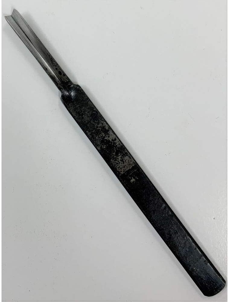 Triangular Chisel Tip Tokichiro shared handle chisel triangular 0.6 cm for carving deeper ...