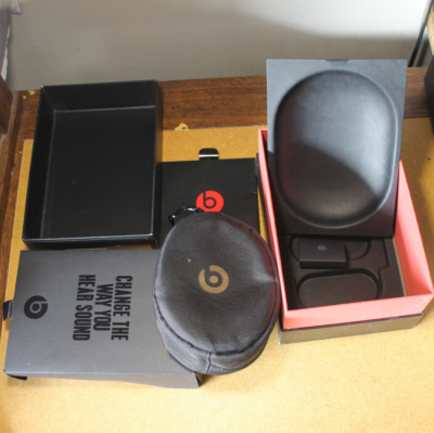 beats by dr dre 箱 Beats By Dre Headphones EMPTY BOX ONLY, With Manuals And Zipper