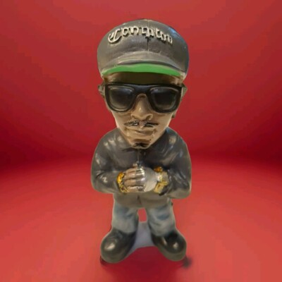 Eazy E - Figure - Eazy-E - Resin - Rapper - Ornament - Garden