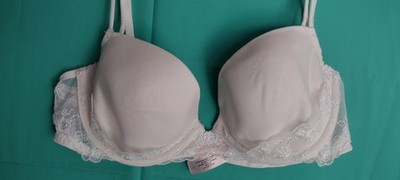 VINTAGE VICTORIA'S SECRET 34C OFF WHITE ANGELS IPEX UNDERWIRE LIGHTLY PADDED...