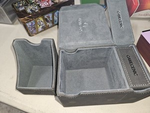 Game Genic Deck Box Watchtower 100+ XL Convertible (Black)