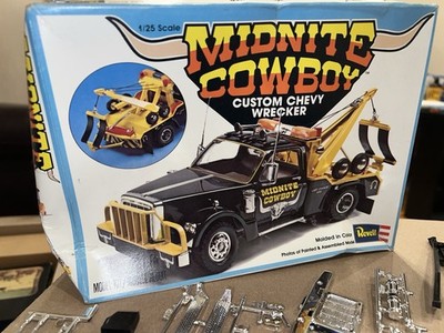 Midnite Cowboy Custom Chevy Wrecker Truck by Revell