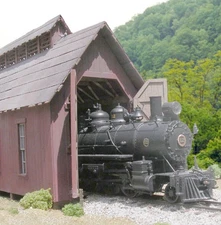 B.T.S 17450 On3 McCabe's Engine House Craftsman Building Kit
