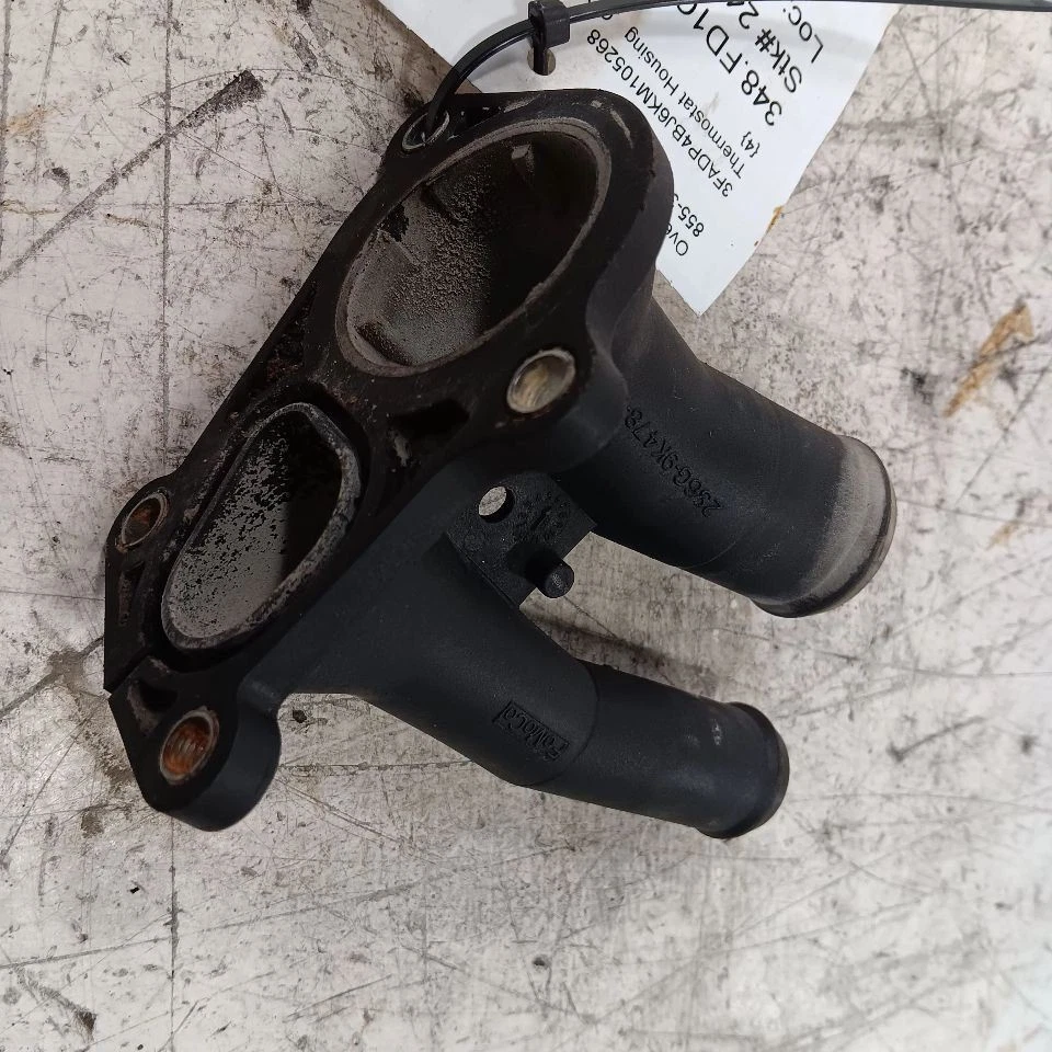 Ford Fiesta Thermostat Housing Mount Bracket 1.6 2015 2016 2017 2018 2019 - Image 2 of 4