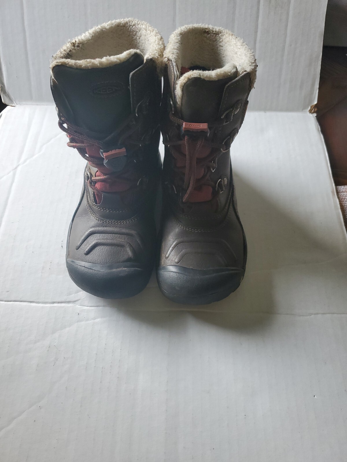 Stivali unisex unisex Keen taglia 2 impermeabili crema neve clima caldo all'aperto