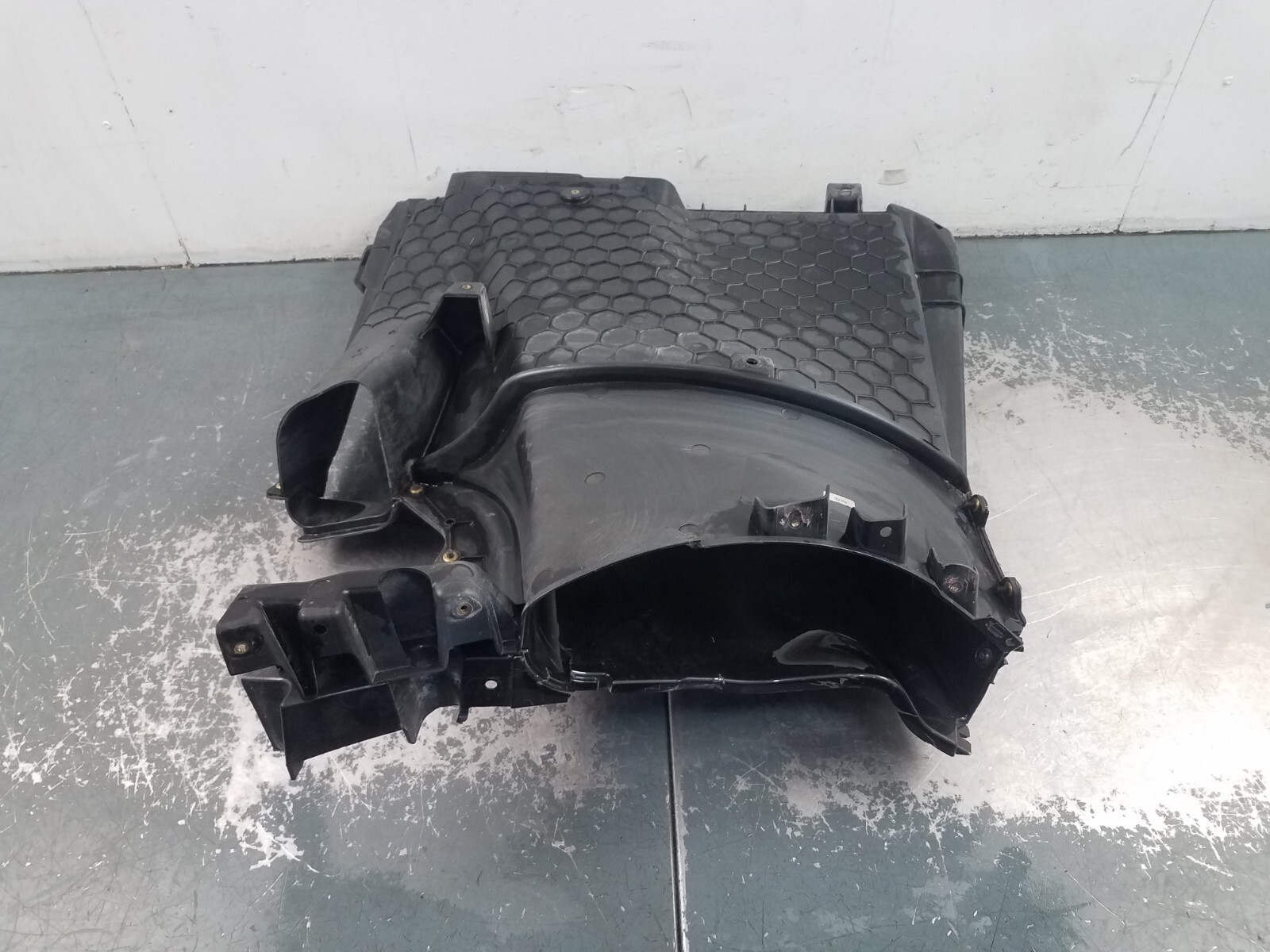 2021 McLaren 765LT Right Rear Air Duct Guide Panel  - * #5537 C7