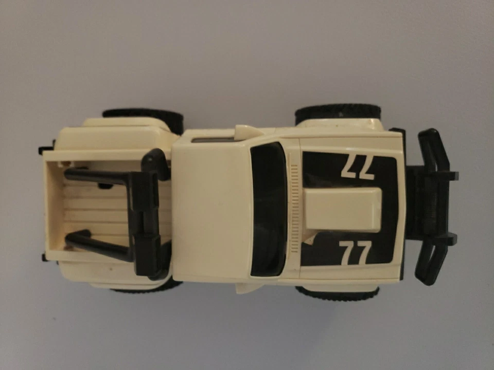 Cross Boss by Galoob 1985 - Vintage Toy - Rare Not Working Jeep #77 Ships Fast - Image 3 of 4