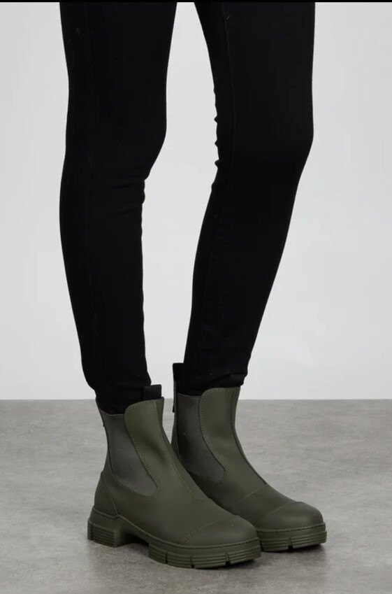 GANNI ガニー　Recycled rubber city boot Ganni City Boot in Black | REVOLVE