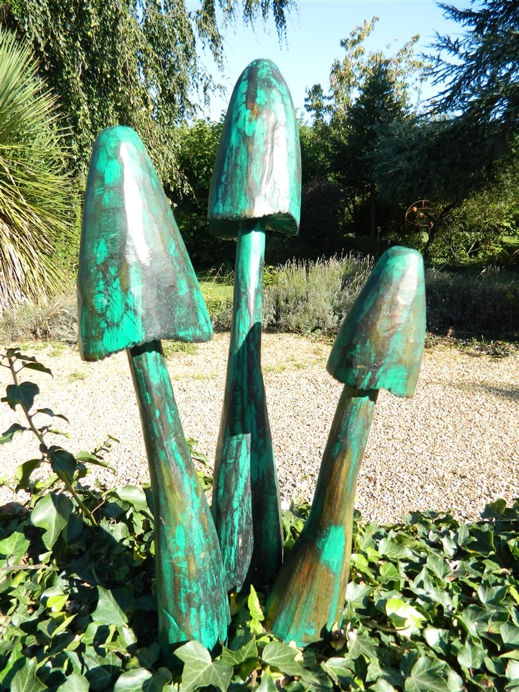 Wooden Mushroom Carvings - Set of 3 Large Closed Cup Mushrooms 60/50/40cm GREEN