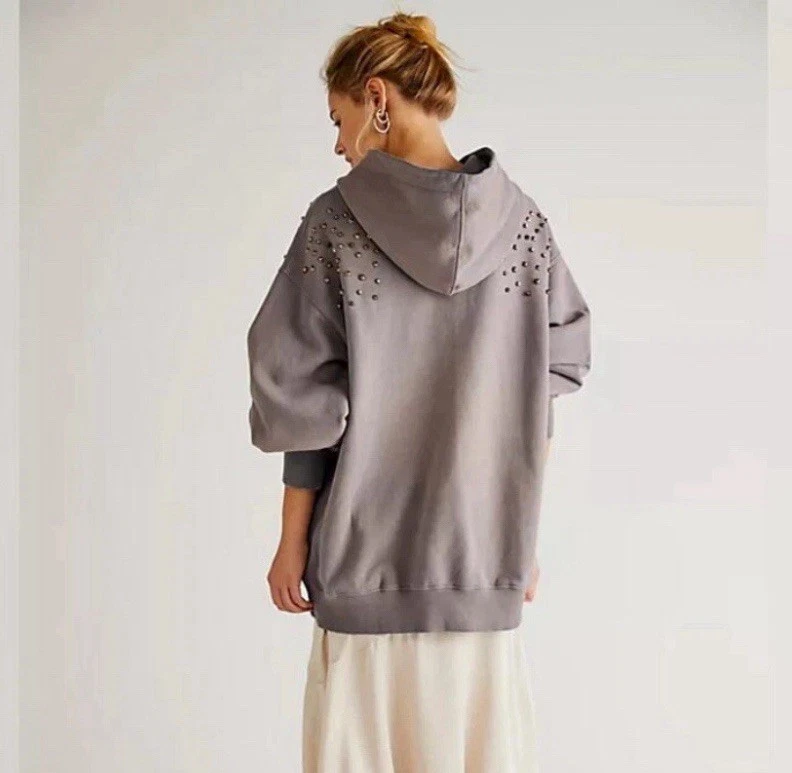 We The Free by Free People Lonely Heart Sudadera con Capucha Tachonada Grande Boho Moto Foto 2 de 4