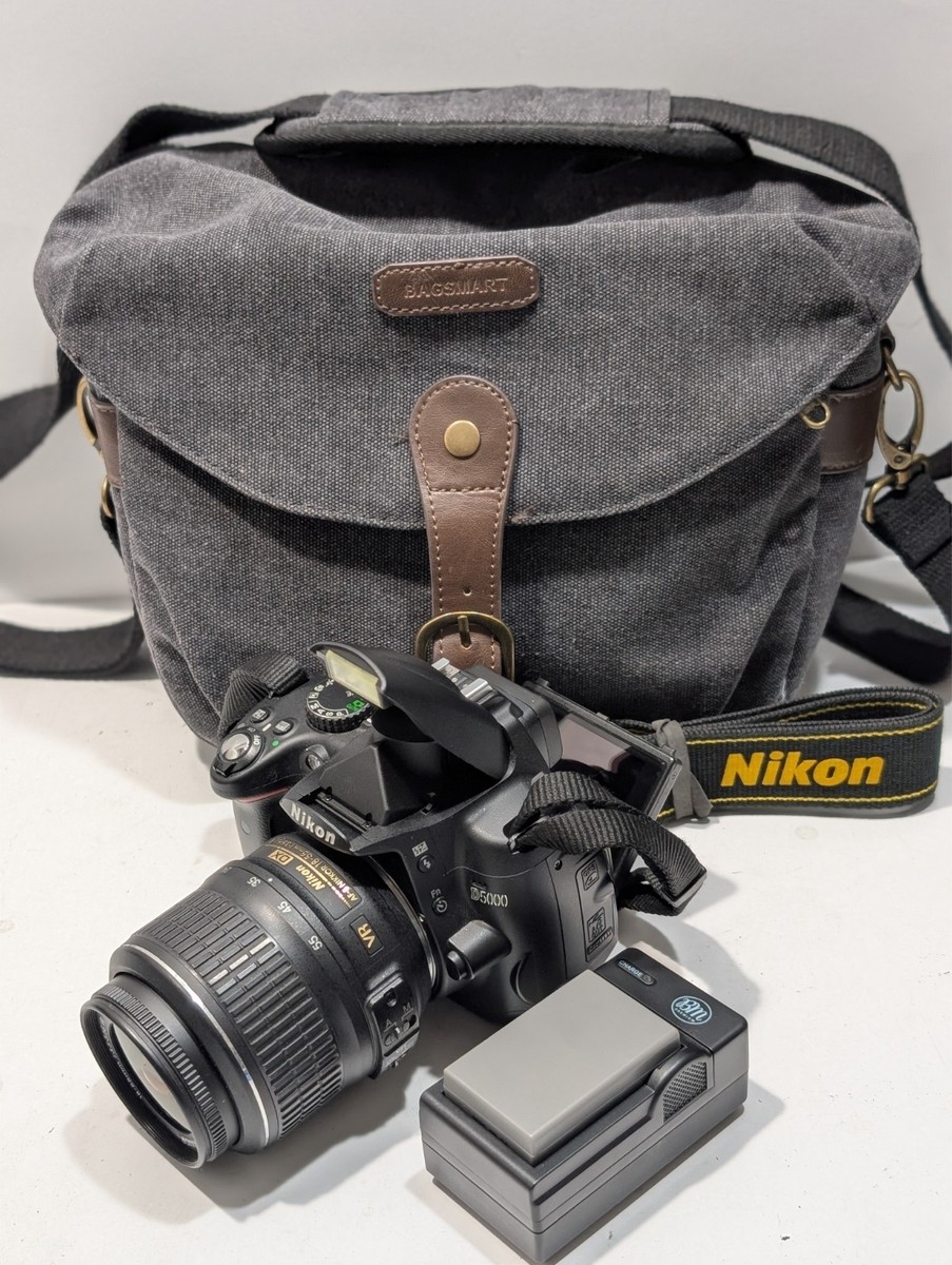Nikon D5000 DSLR Camera Kit 18-55mm Lens w Case Charger Low 8K
